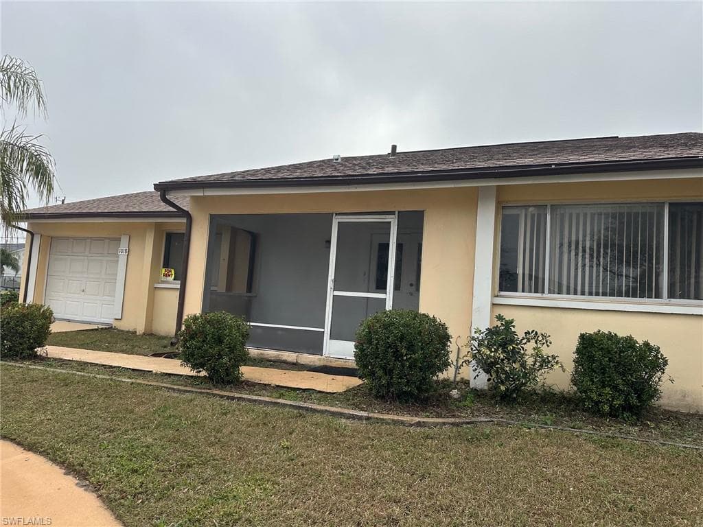 1018 Cape Coral PKWY W CAPE CORAL, FL 33914