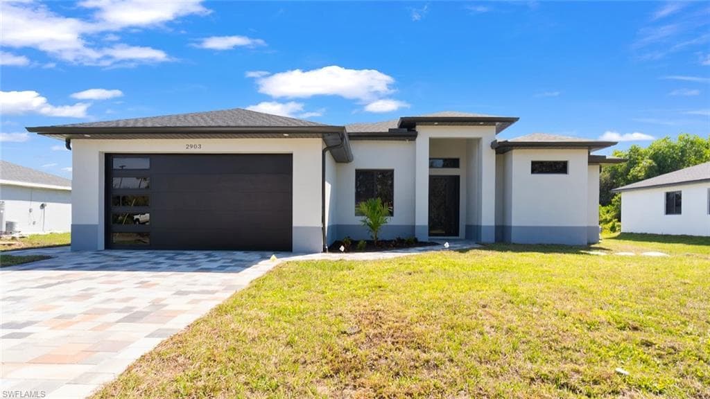 2903 4th ST W LEHIGH ACRES, FL 33971