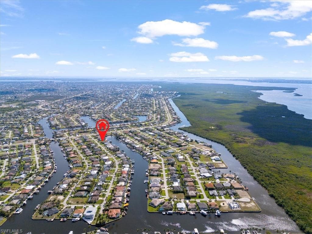 2726 SW 28th PL CAPE CORAL, FL 33914
