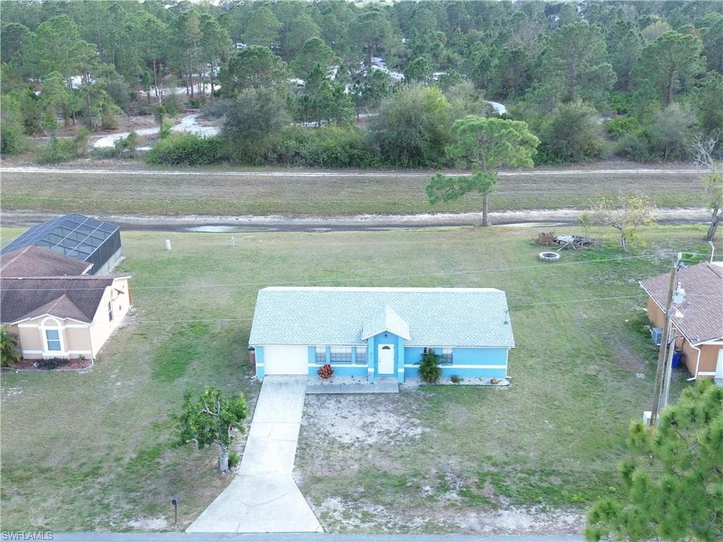 417 Candlewick CIR S LEHIGH ACRES, FL 33936