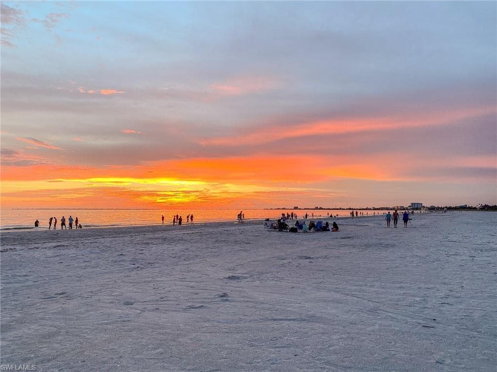 2088 Estero BLVD 3F FORT MYERS BEACH, FL 33931