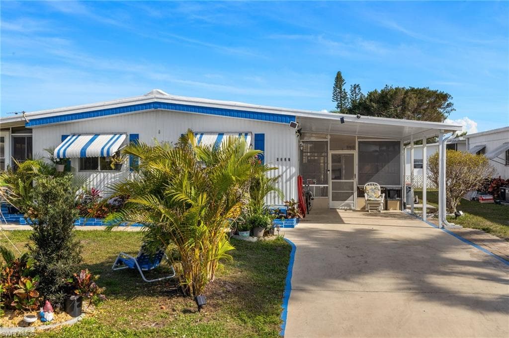 9337 Baron RD BONITA SPRINGS, FL 34135