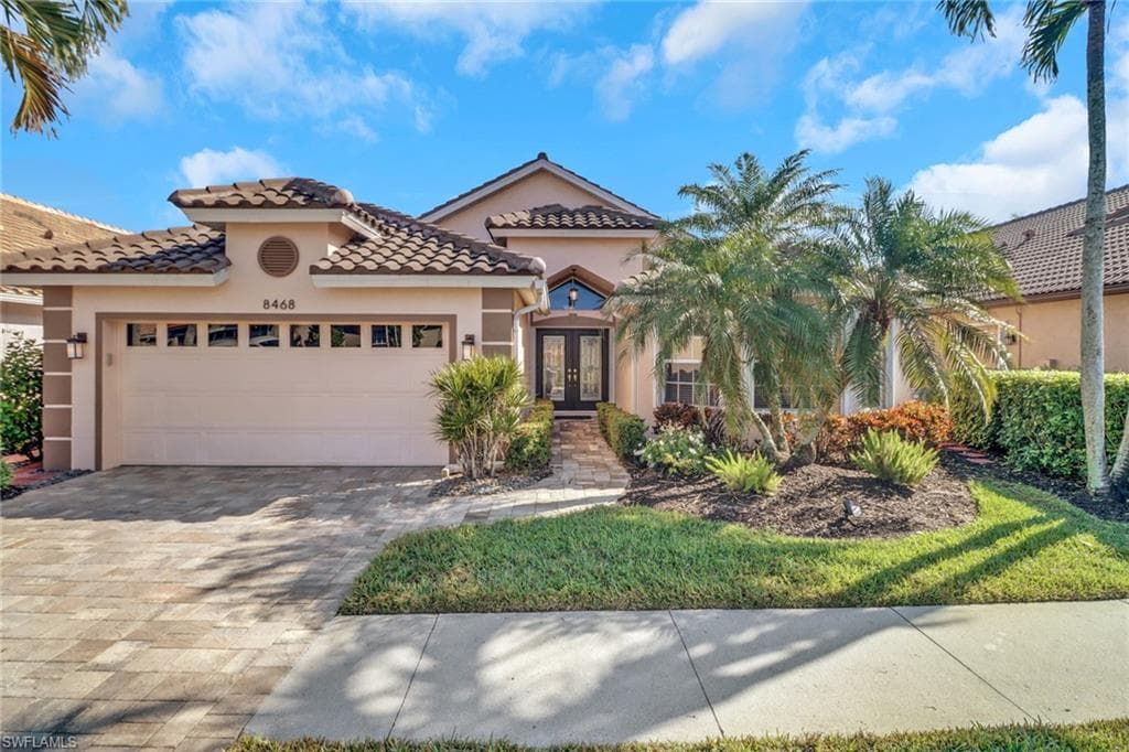 8468 Indian Wells WAY NAPLES, FL 34113