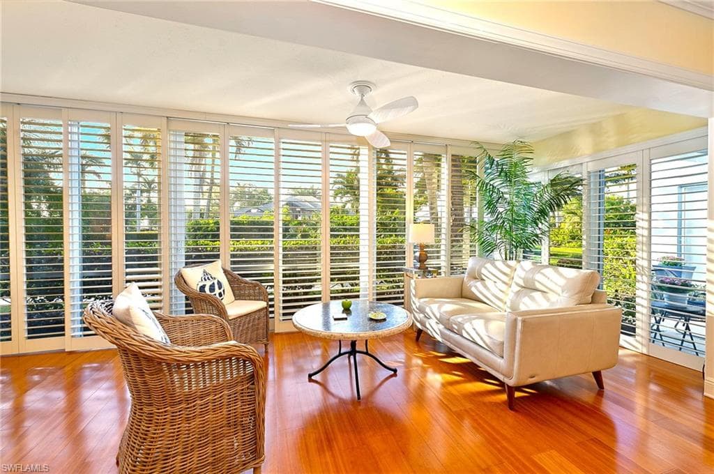 744 Wedge DR 19 NAPLES, FL 34103