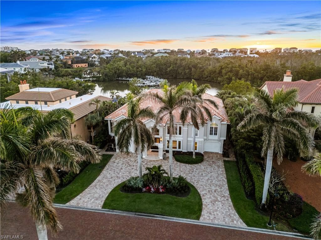 49 Southport CV BONITA SPRINGS, FL 34134