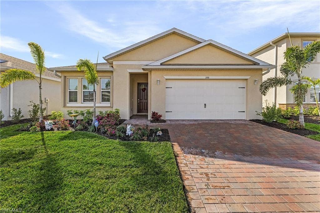 288 Spring Hill Lake LOOP CAPE CORAL, FL 33993