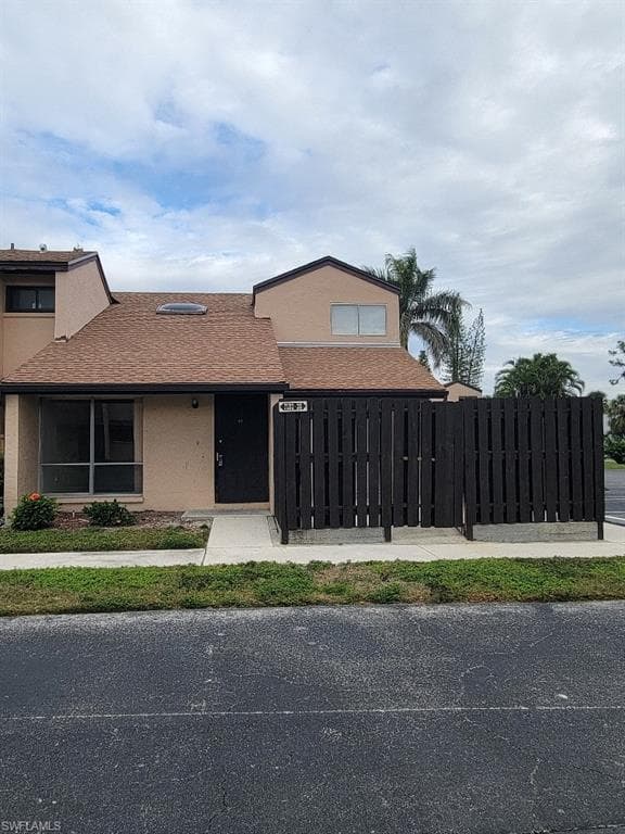 7132 Penner LN 26 FORT MYERS, FL 33907