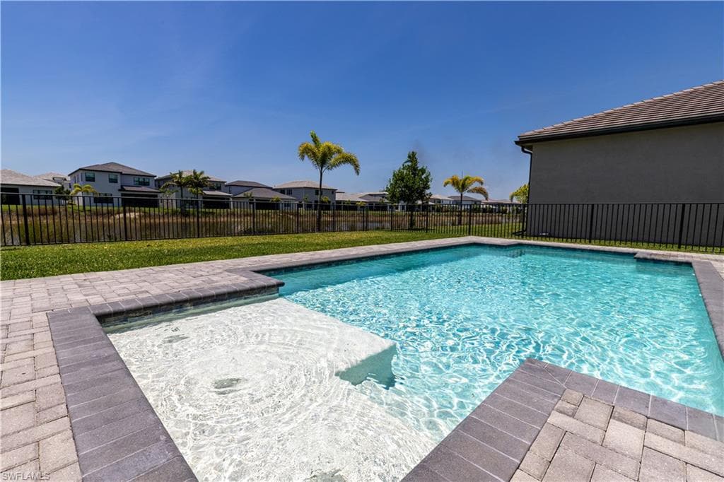 20341 Fair Oak LN ESTERO, FL 33928