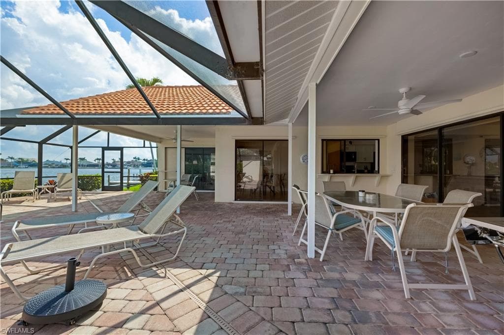 610 SW 52nd ST CAPE CORAL, FL 33914