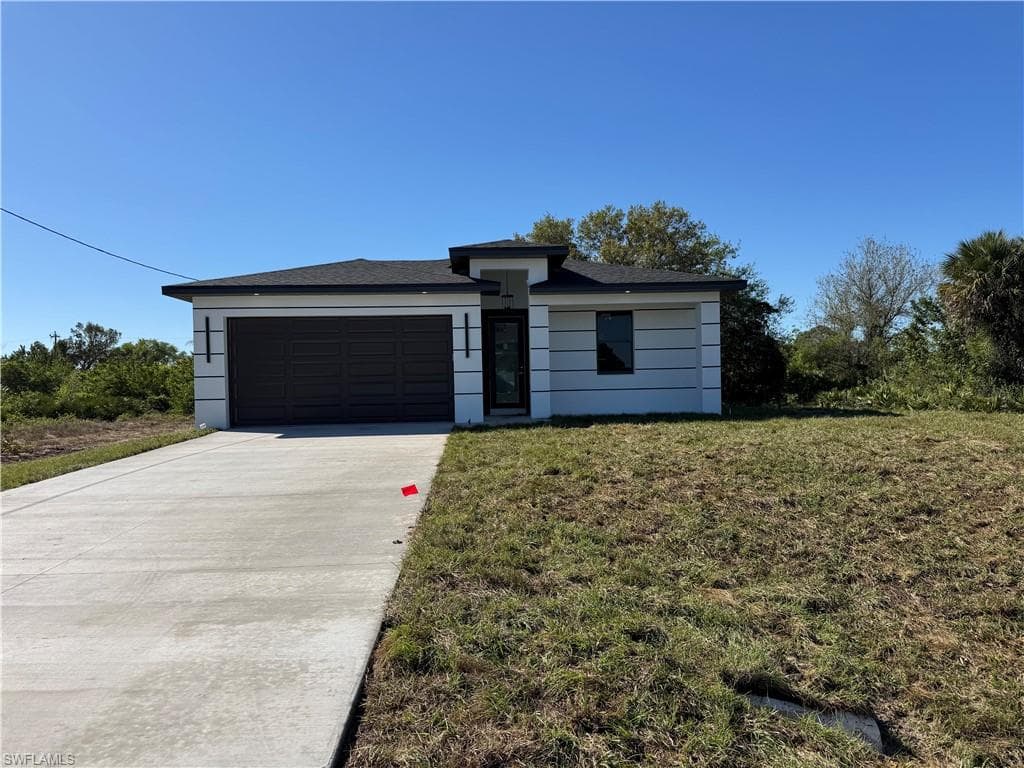 2907 9th ST SW LEHIGH ACRES, FL 33976