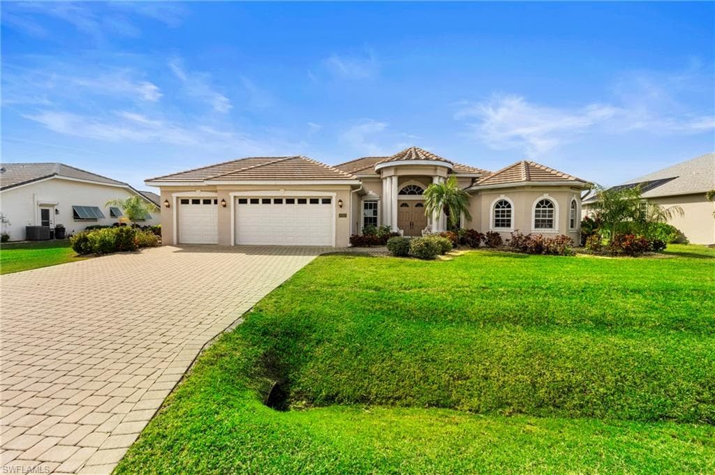 11362 Royal Tee CIR CAPE CORAL, FL 33991
