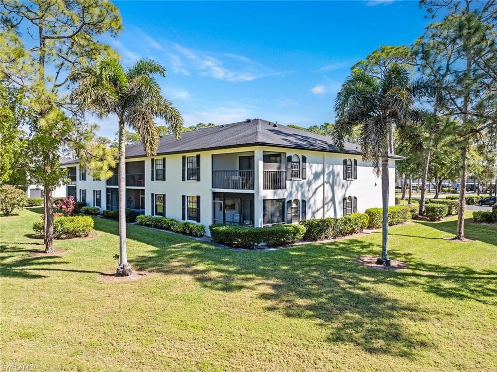 801 Augusta BLVD 801-5 NAPLES, FL 34113