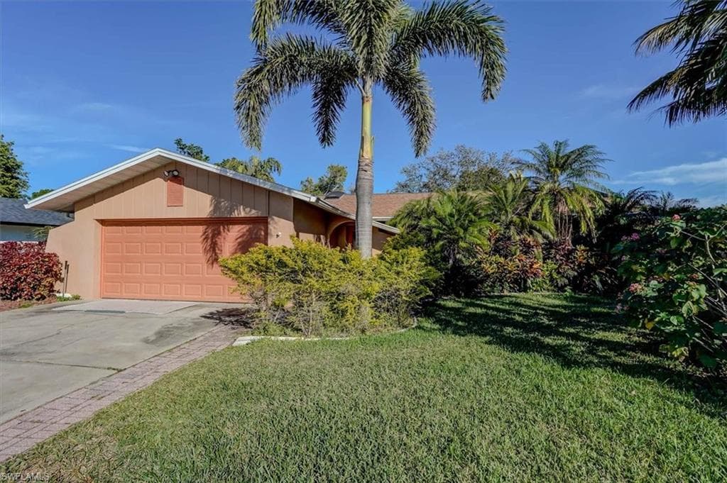 6962 Pickadilly CT FORT MYERS, FL 33919