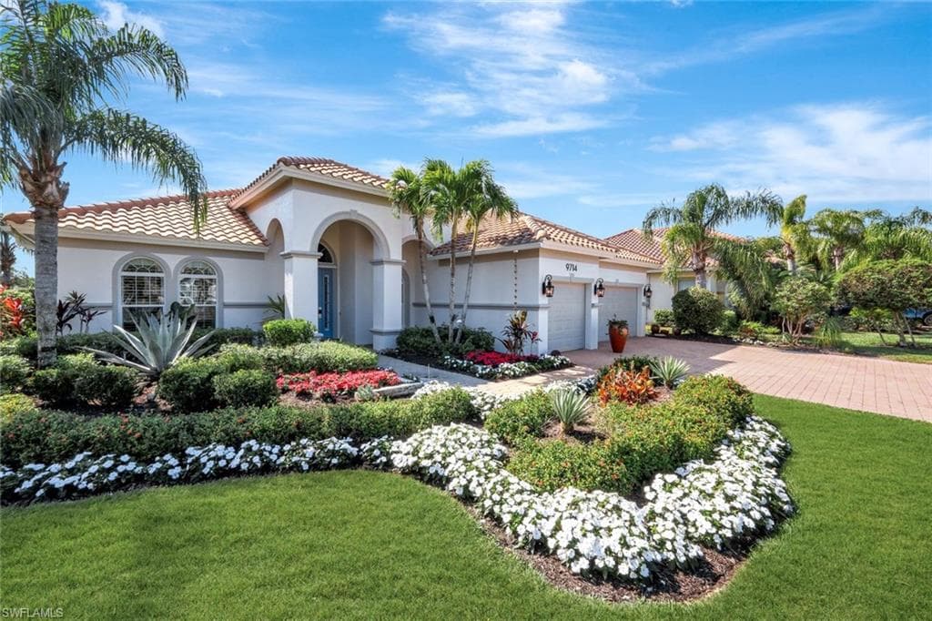 9714 Nickel Ridge CIR NAPLES, FL 34120