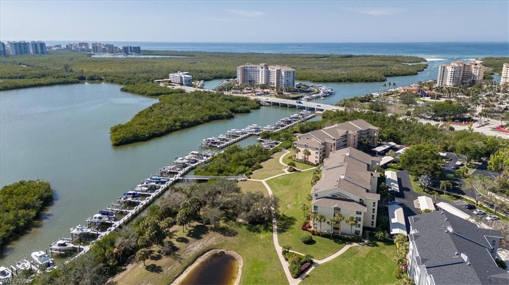 320 Horse Creek DR 402 NAPLES, FL 34110