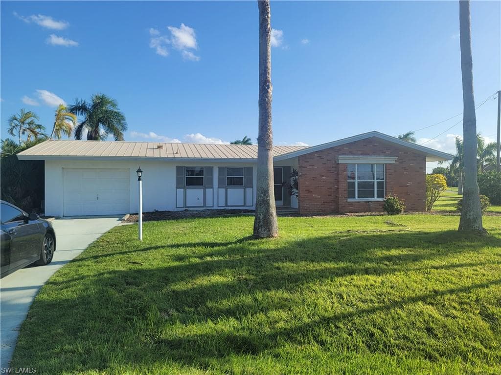 5227 SW 2nd PL CAPE CORAL, FL 33914