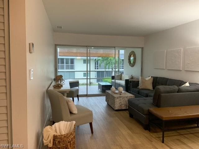 1417 Chesapeake AVE 201 NAPLES, FL 34102