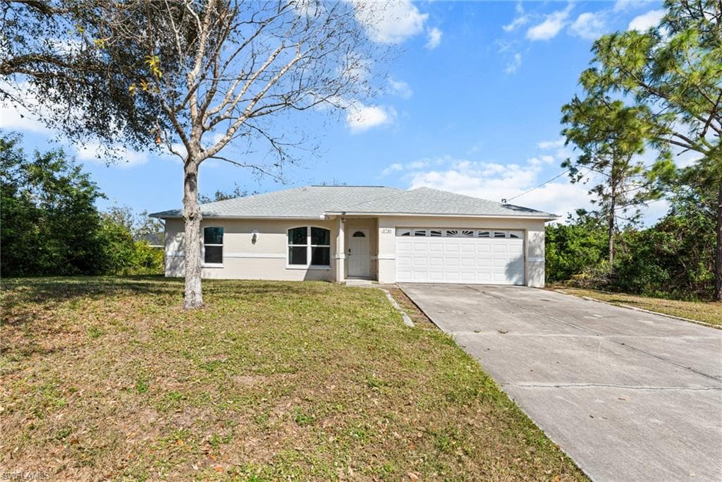 3730 14th ST W LEHIGH ACRES, FL 33971