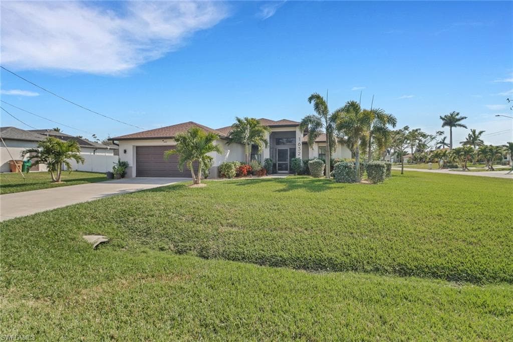 1632 SW 22nd TER CAPE CORAL, FL 33991