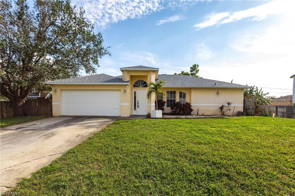 8462 Butternut RD FORT MYERS, FL 33967