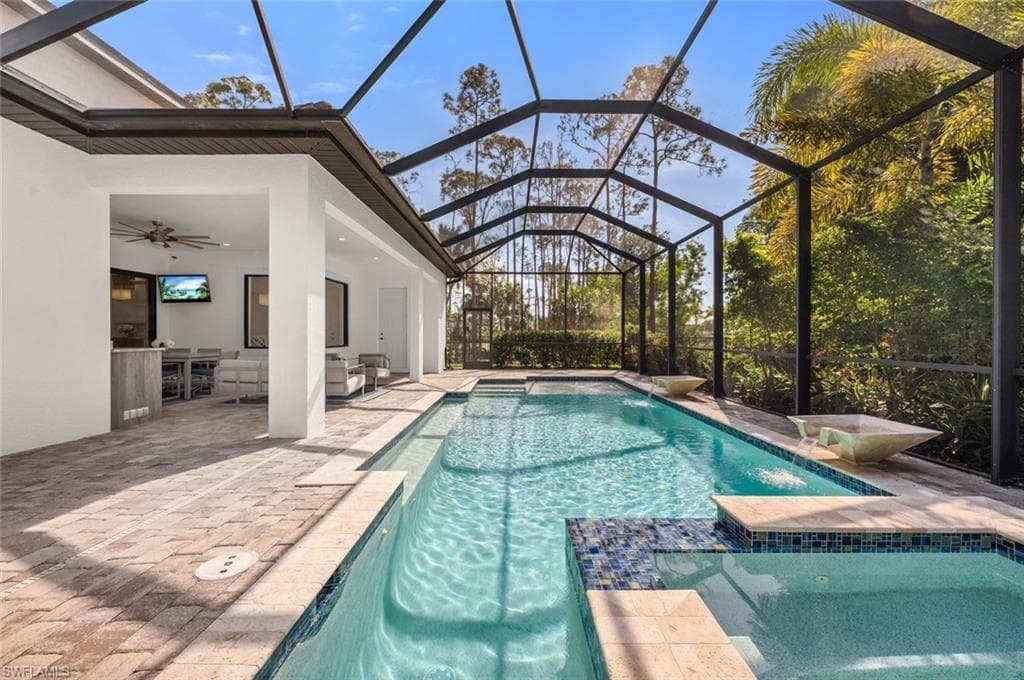 3048 Mandalay CT NAPLES, FL 34105