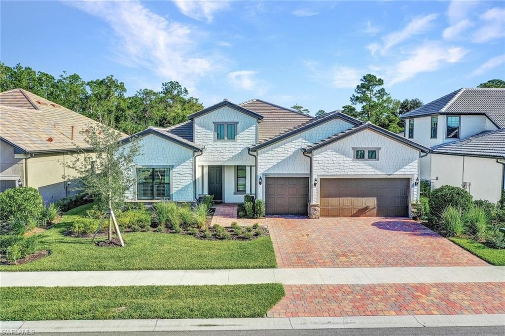 9559 Curlew DR NAPLES, FL 34120