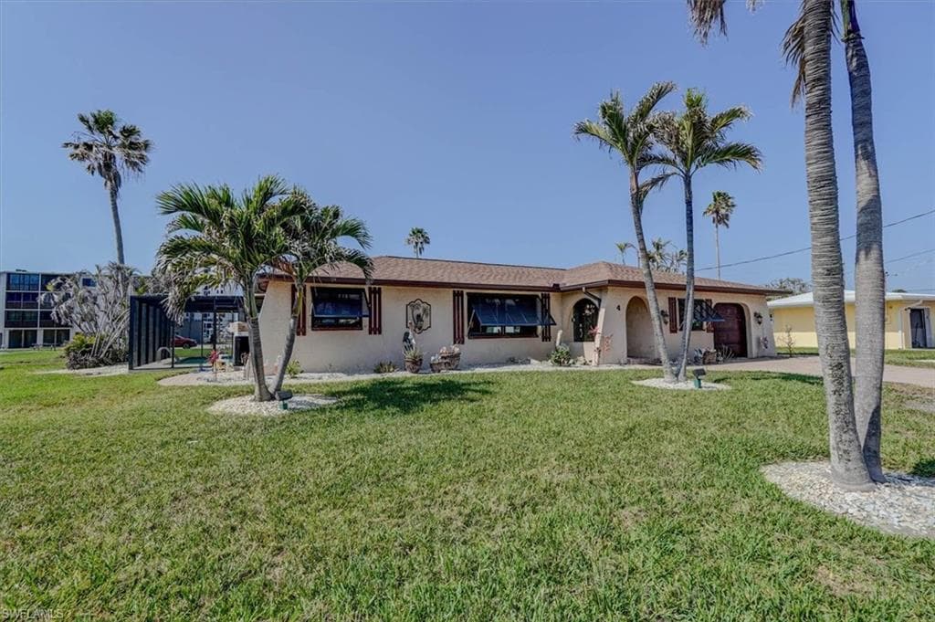 4 Fairview BLVD FORT MYERS BEACH, FL 33931