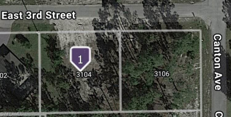 3104 E 3rd ST LEHIGH ACRES, FL 33936