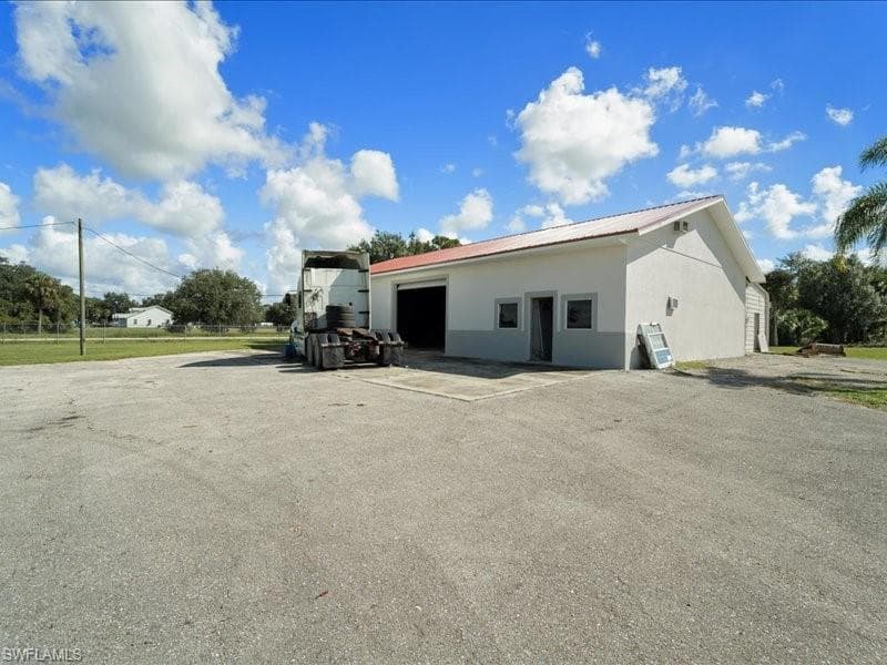 3379 State Road 29 S LABELLE, FL 33935