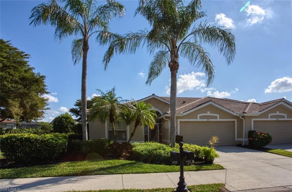 11233 Wine Palm RD FORT MYERS, FL 33966