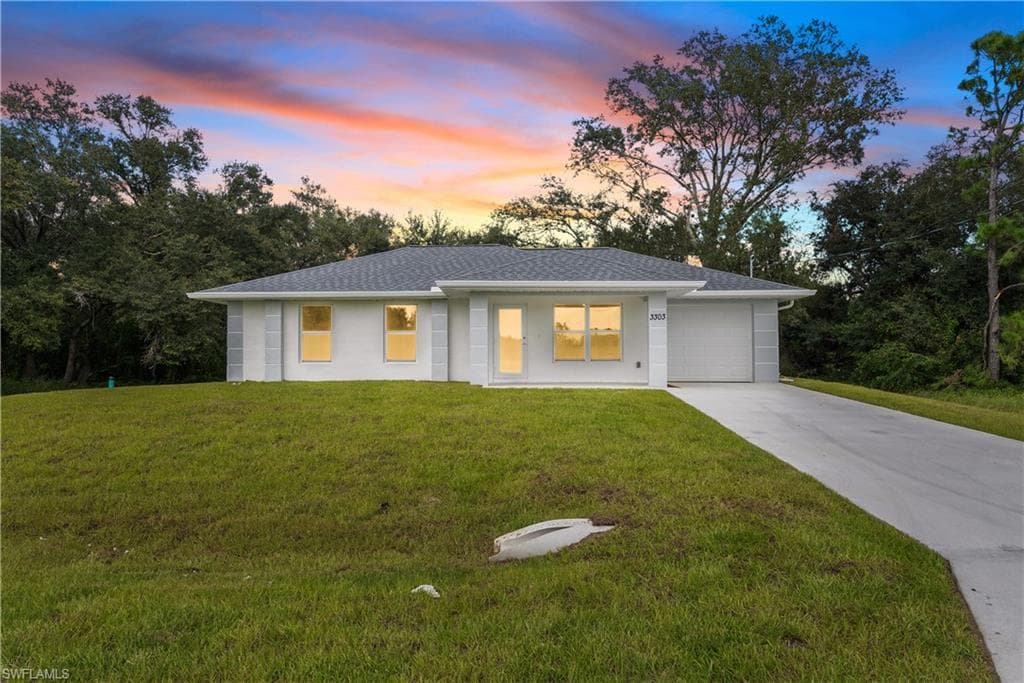 3303 E 18th ST LEHIGH ACRES, FL 33972