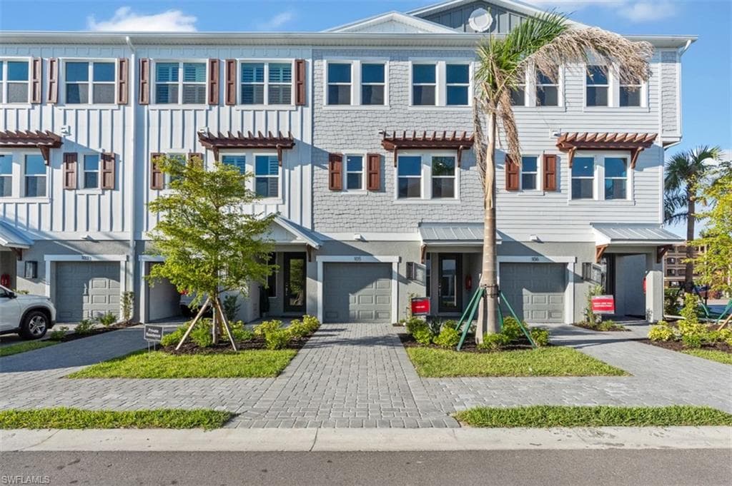 1625 Compass Pointe CT 105 PUNTA GORDA, FL 33950