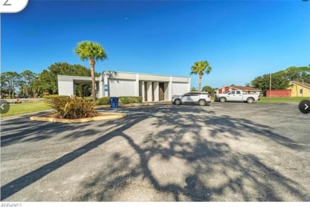 1300 N 15th ST 1 IMMOKALEE, FL 34142
