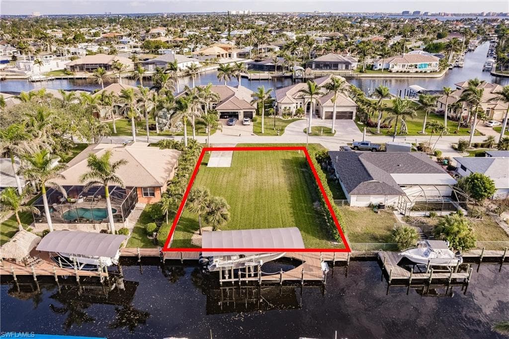 5042 Sorrento CT CAPE CORAL, FL 33904