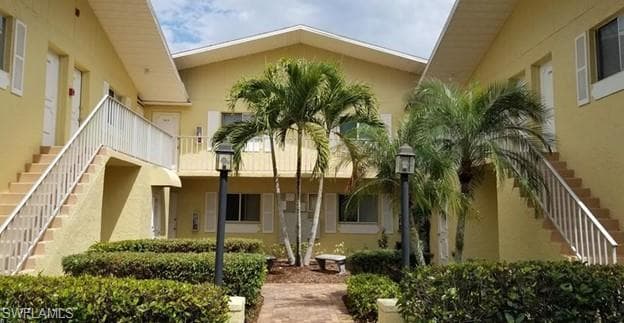 8135 Country RD 105 FORT MYERS, FL 33919