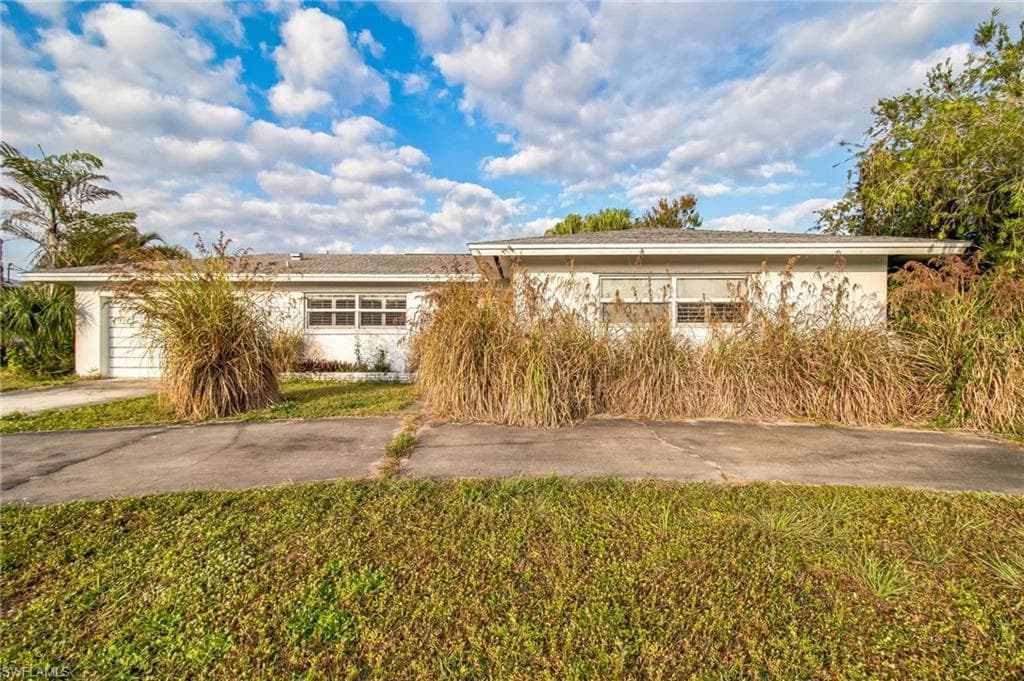 6766 Overlook DR FORT MYERS, FL 33919