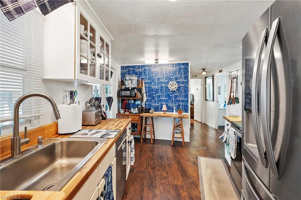 190 Grassy Key LN 31 NAPLES, FL 34114