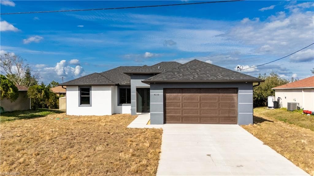 4110 10th ST W LEHIGH ACRES, FL 33971