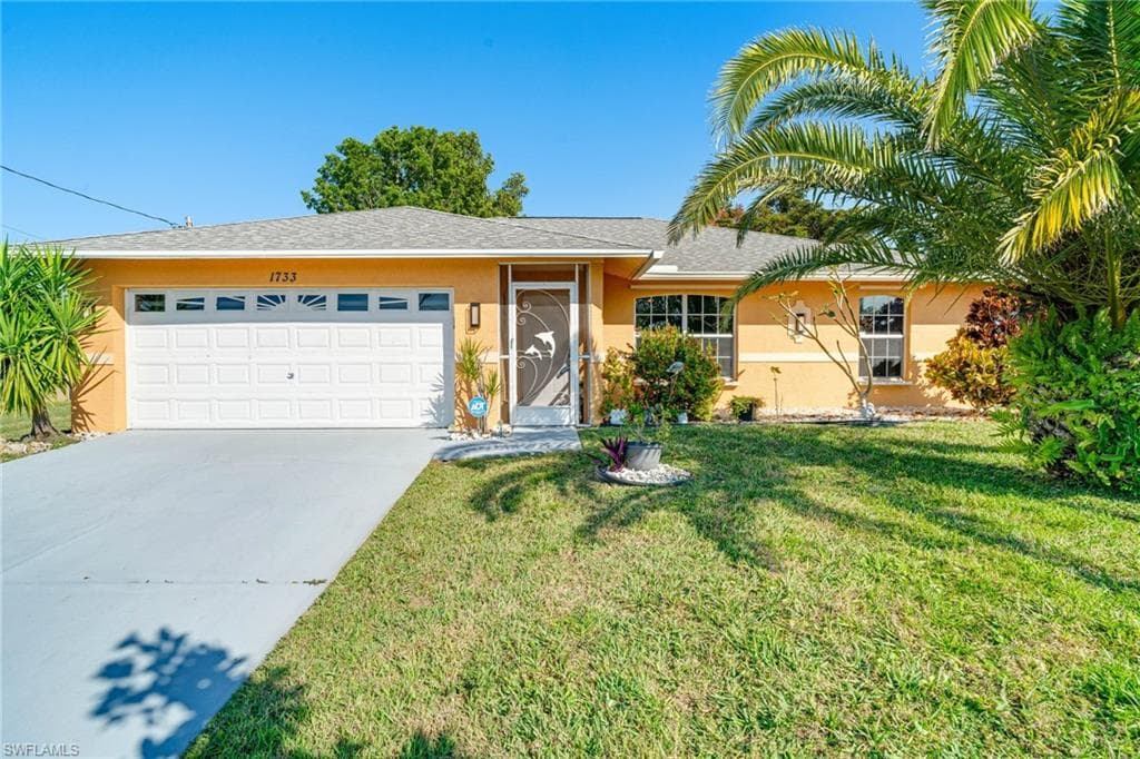 1733 SW 15th TER CAPE CORAL, FL 33991