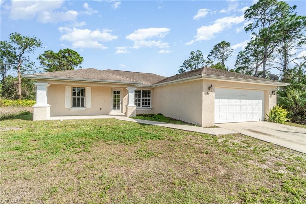 555 McArthur BLVD LEHIGH ACRES, FL 33974