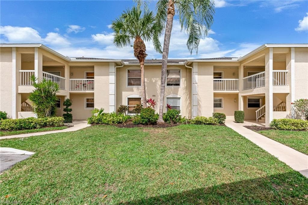 725 Landover CT 204 NAPLES, FL 34104