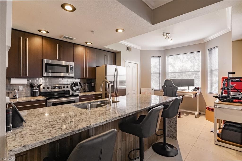 8331 Whiskey Preserve CIR 438 FORT MYERS, FL 33919