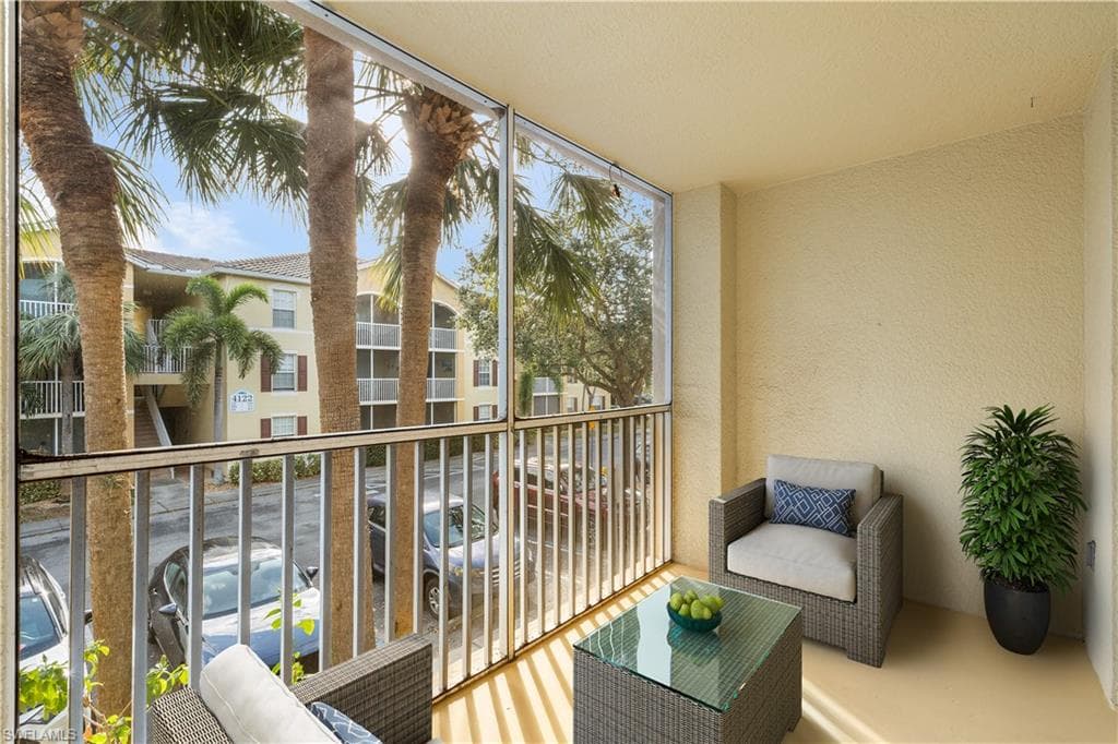 4121 Residence DR 315 FORT MYERS, FL 33901