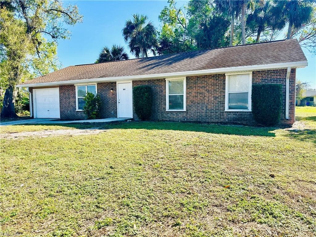 801 Zana DR FORT MYERS, FL 33905