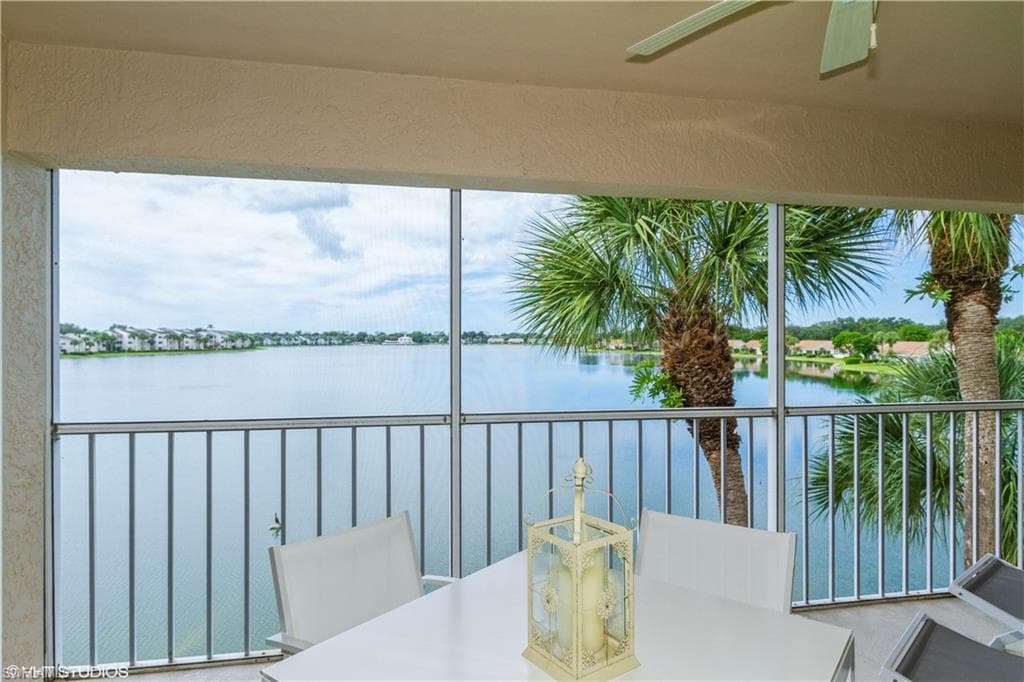 2885 Citrus Lake DR N-305 NAPLES, FL 34109