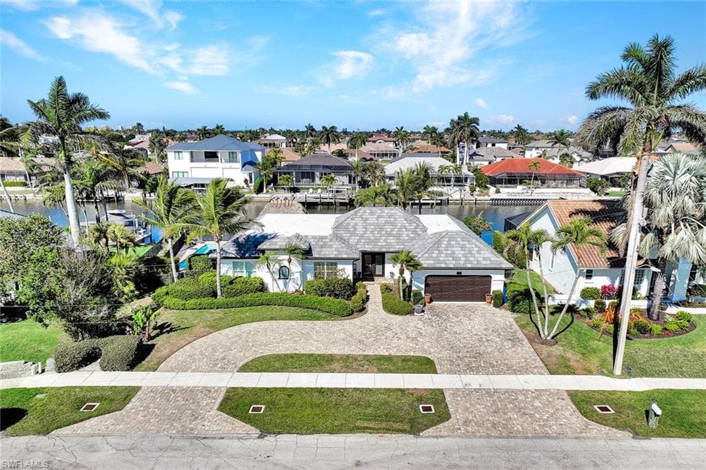 110 Channel CT MARCO ISLAND, FL 34145