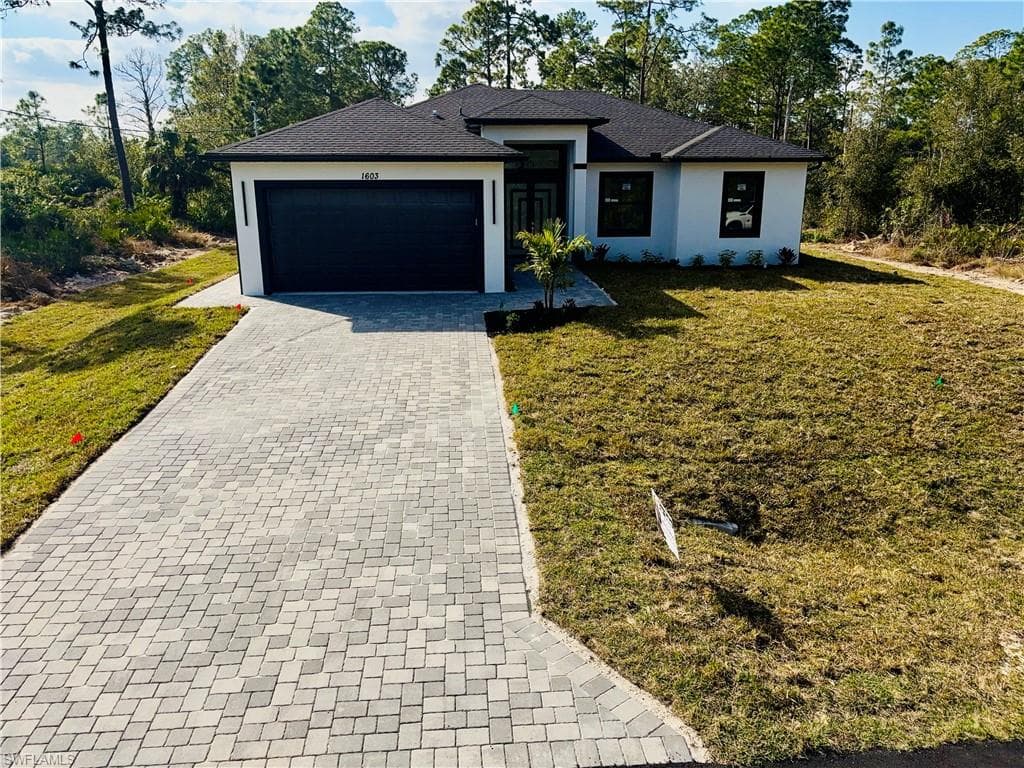 1603 Cortez AVE LEHIGH ACRES, FL 33972