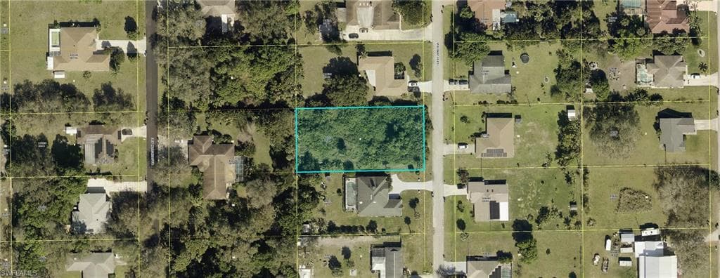 311 Cleveland AVE LEHIGH ACRES, FL 33936