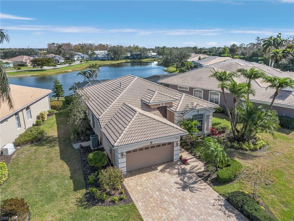 7940 Glenfinnan CIR FORT MYERS, FL 33912