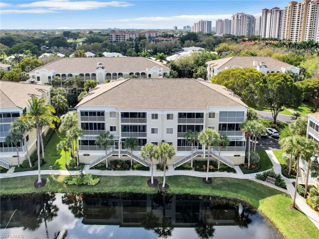 7734 Pebble Creek CIR 104 NAPLES, FL 34108